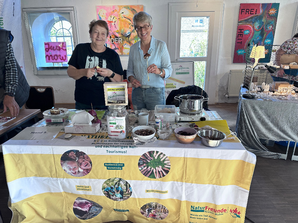 Gemeinsamer Stand und Begegnung im Vereinsleben